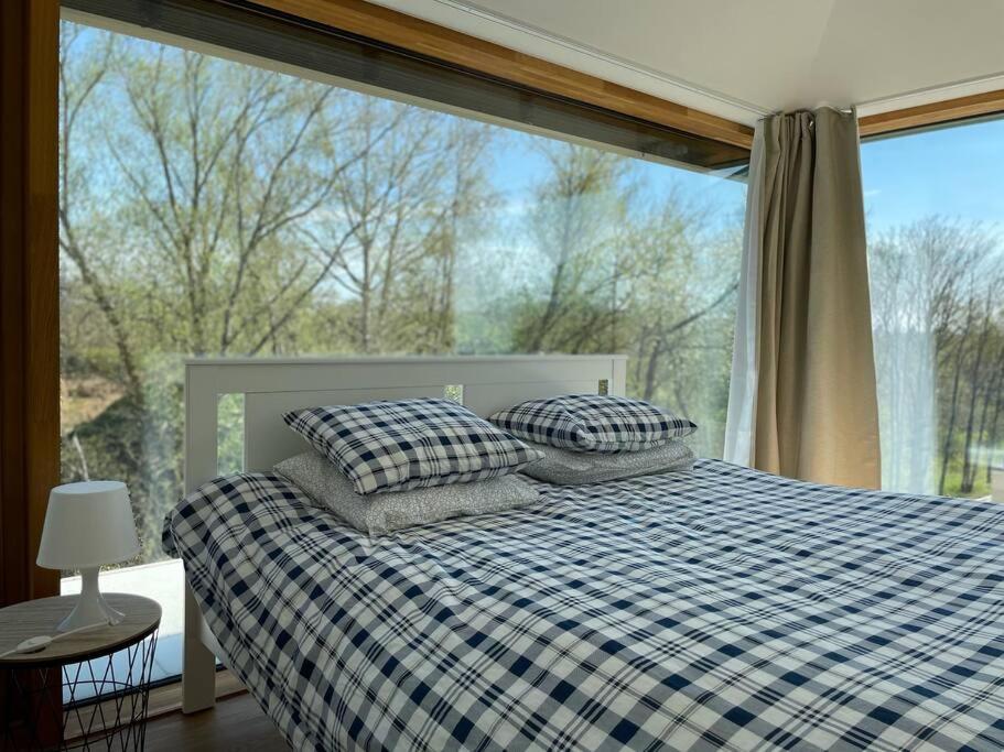 Luxury Penthouse In Kirchberg, Terrace & Parking Apartment