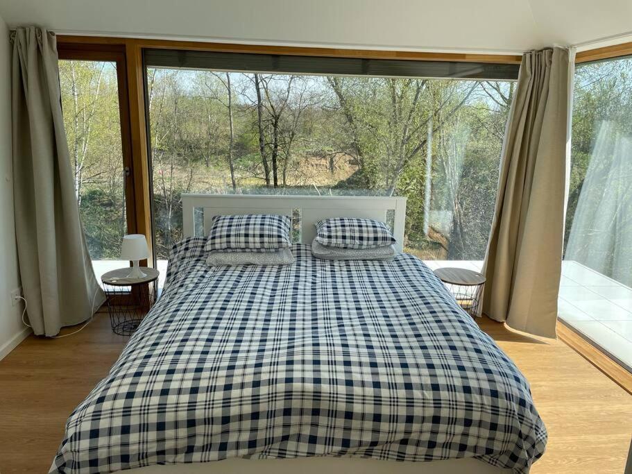 Luxury Penthouse In Kirchberg, Terrace & Parking Apartment *